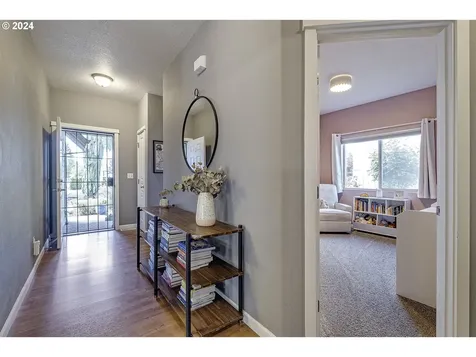 619 S 13th Avenue Cornelius OR 97113