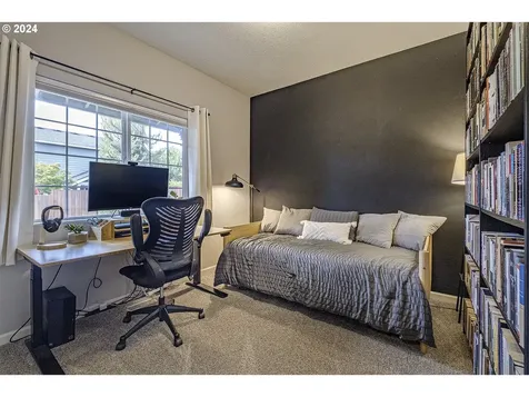 619 S 13th Avenue Cornelius OR 97113