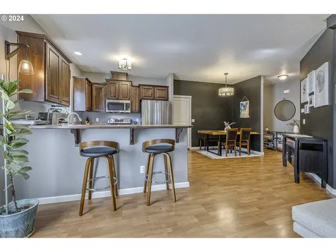 619 S 13th Avenue Cornelius OR 97113