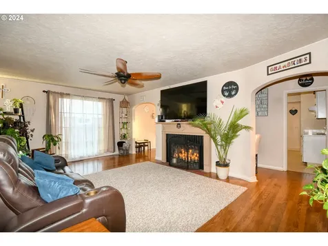 809 SW 1st Street Pendleton OR 97801