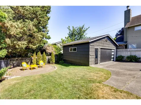 6012 S Kelly Avenue Portland OR 97239
