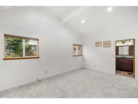 42179 Sundown Way Cloverdale OR 97112
