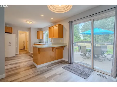 4216 Ne 52nd Street Vancouver WA 98661