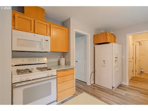 4216 Ne 52nd Street Vancouver WA 98661