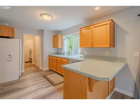 4216 Ne 52nd Street Vancouver WA 98661
