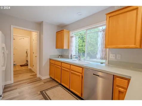 4216 Ne 52nd Street Vancouver WA 98661