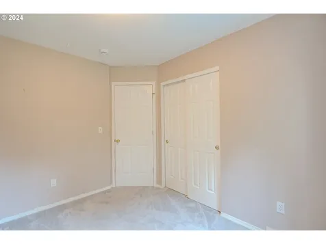 4216 Ne 52nd Street Vancouver WA 98661