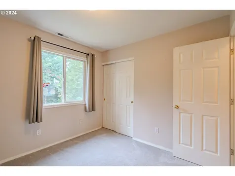 4216 Ne 52nd Street Vancouver WA 98661