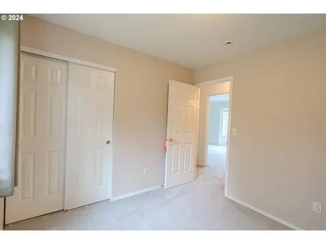 4216 Ne 52nd Street Vancouver WA 98661
