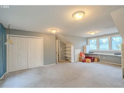 4216 Ne 52nd Street Vancouver WA 98661