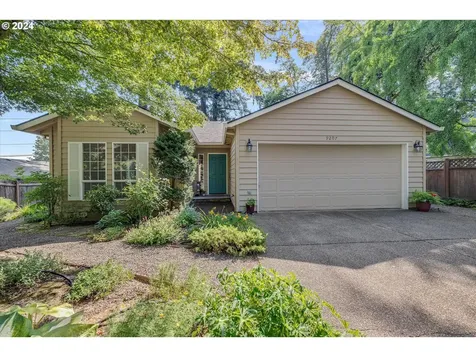 9207 Sw Capitol Highway Portland OR 97219