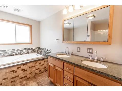250 Coos Bay Wagon Road Roseburg OR 97471