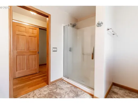 250 Coos Bay Wagon Road Roseburg OR 97471