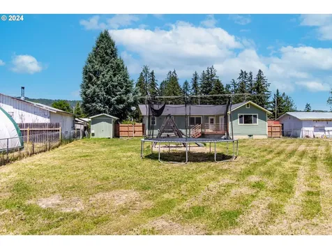 250 Coos Bay Wagon Road Roseburg OR 97471