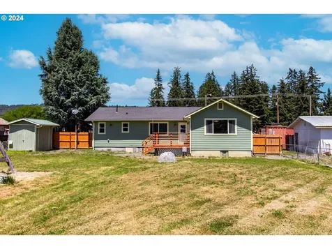 250 Coos Bay Wagon Road Roseburg OR 97471