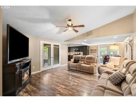 7605 NE 148th Avenue Vancouver WA 98682