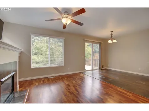 5604 NE 44th Street Vancouver WA 98661