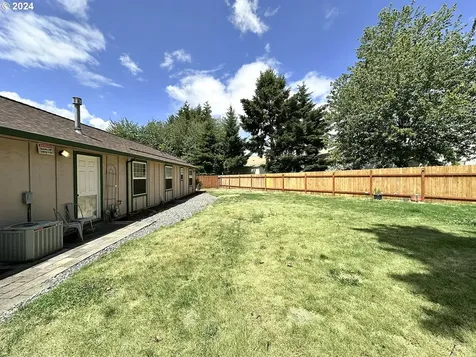 2109 NE 25th Court Gresham OR 97030
