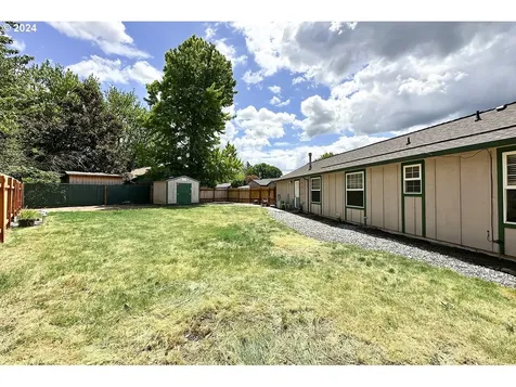 2109 NE 25th Court Gresham OR 97030