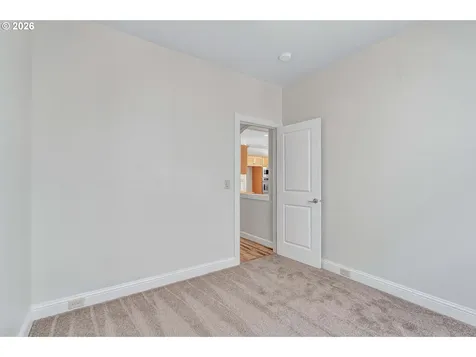 1018 34th Place Forest Grove OR 97116