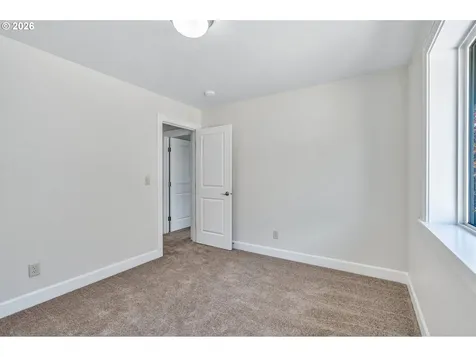 1018 34th Place Forest Grove OR 97116