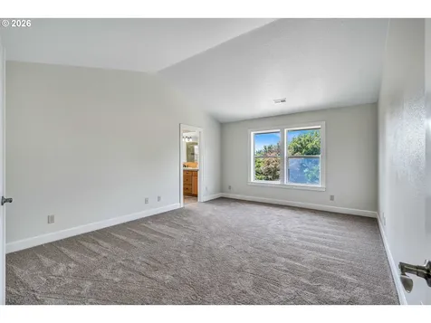 1018 34th Place Forest Grove OR 97116