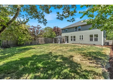 1018 34th Place Forest Grove OR 97116