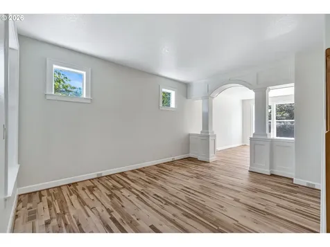 1018 34th Place Forest Grove OR 97116