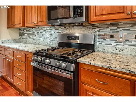 1214 Spyglass Court Creswell OR 97426