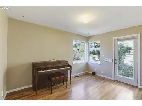 4810 Se 49th Avenue Portland OR 97206