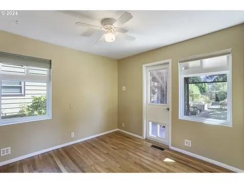 4810 Se 49th Avenue Portland OR 97206