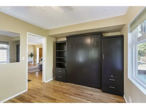 4810 Se 49th Avenue Portland OR 97206