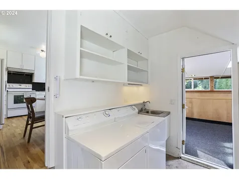 4810 Se 49th Avenue Portland OR 97206