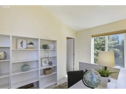 4810 Se 49th Avenue Portland OR 97206