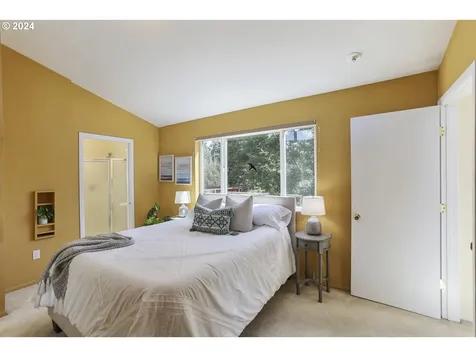4810 Se 49th Avenue Portland OR 97206