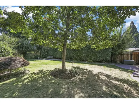 4810 Se 49th Avenue Portland OR 97206