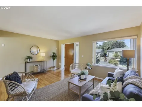 4810 Se 49th Avenue Portland OR 97206