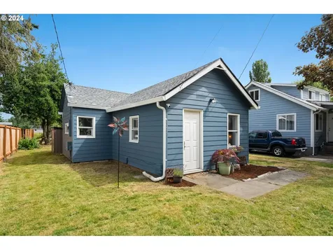 123 Williams Avenue Kelso WA 98626