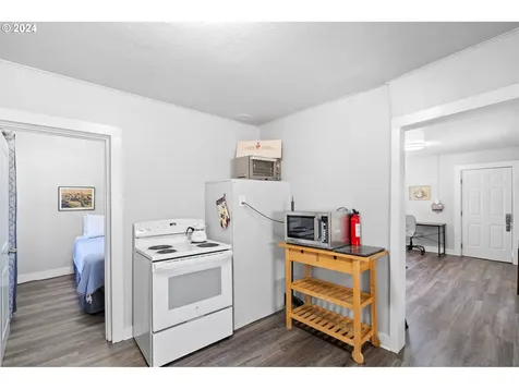 123 Williams Avenue Kelso WA 98626