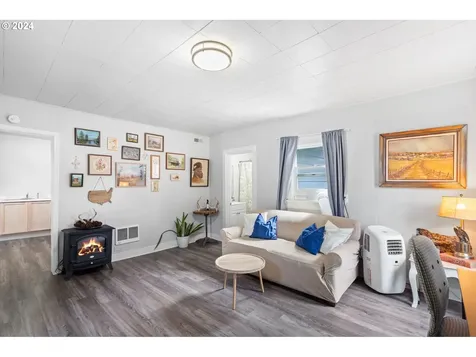 123 Williams Avenue Kelso WA 98626