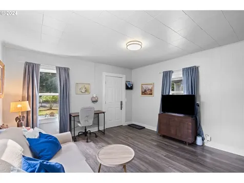 123 Williams Avenue Kelso WA 98626