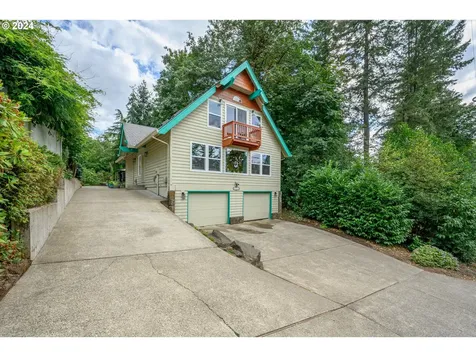 4718 SW Vesta Street Portland OR 97219