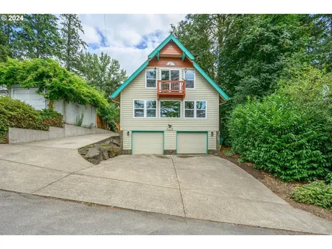 4718 SW Vesta Street Portland OR 97219