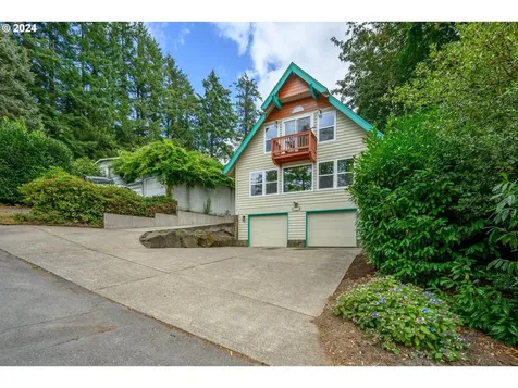 4718 SW Vesta Street Portland OR 97219