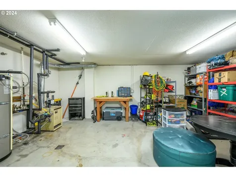 4718 SW Vesta Street Portland OR 97219
