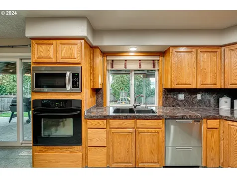 16312 Ne 28th Court Ridgefield WA 98642