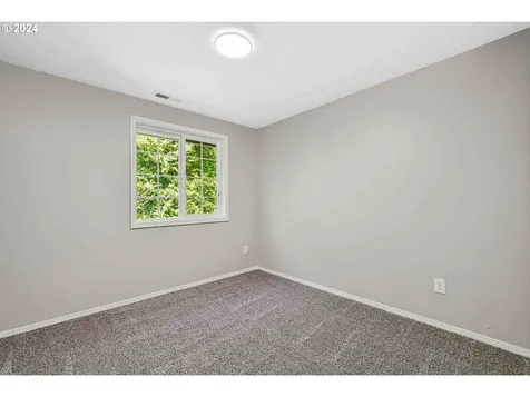 602 N 23rd Avenue Kelso WA 98626