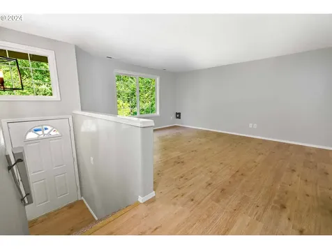602 N 23rd Avenue Kelso WA 98626