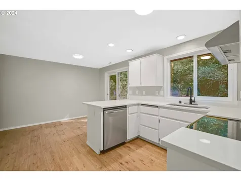 602 N 23rd Avenue Kelso WA 98626