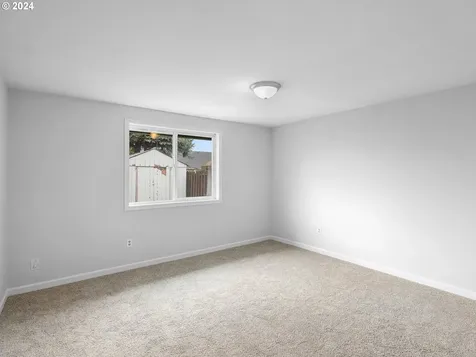 10016 NE 71st Street Vancouver WA 98662